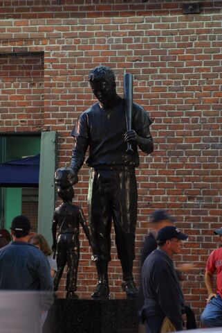File:Ted Williams-1194894127-55.jpg