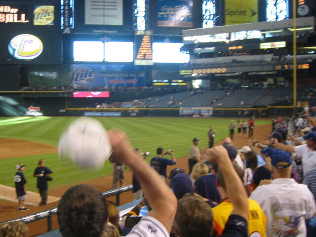 File:Chase Field-1195661021-537.jpg