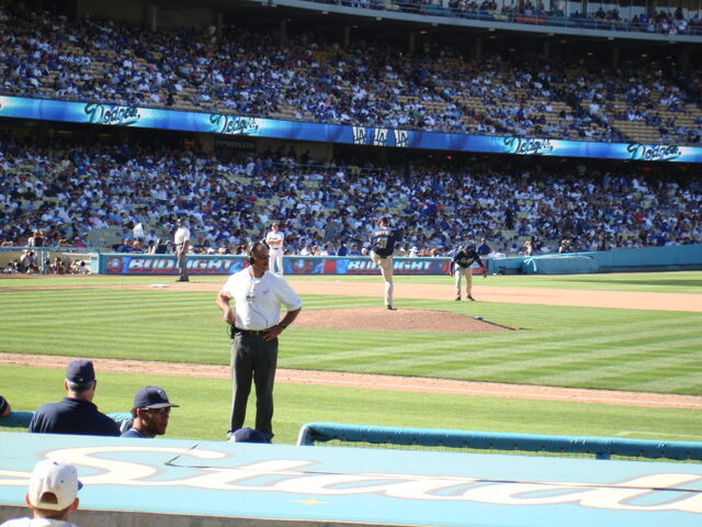 File:Dodger Stadium-1195663765-295.jpg