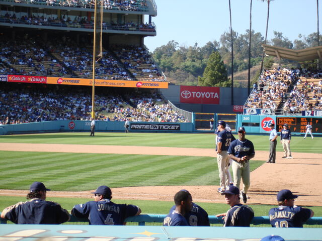 File:Dodger Stadium-1195663771-38.jpg