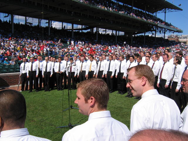 File:Wrigley Field-1195688518-691.jpg