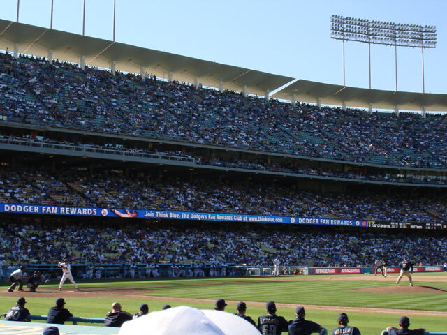 File:Dodger Stadium-1195663718-838.jpg