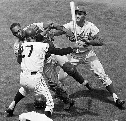 File:DodgersvsGiants.jpg