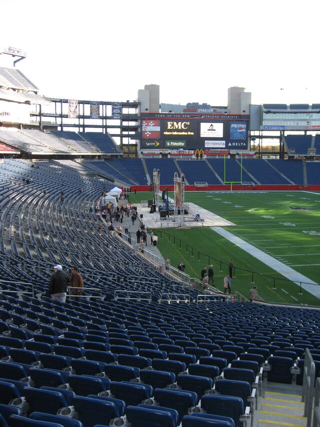 File:Gillette Stadium-1195777227-68.jpg