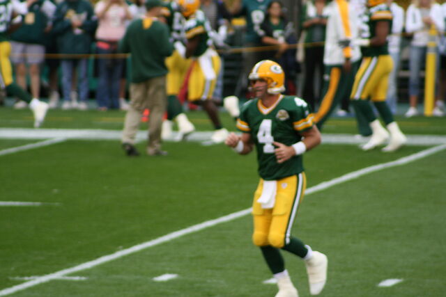File:Brett Favre-1197674753-784.jpg