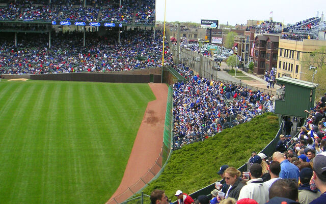 File:Wrigley Field-1195688524-62.jpg