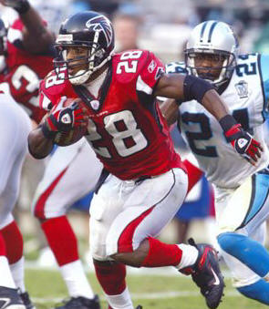 File:Warrick-Dunn--C10213972.jpg