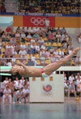 File:Greg Louganis.jpg