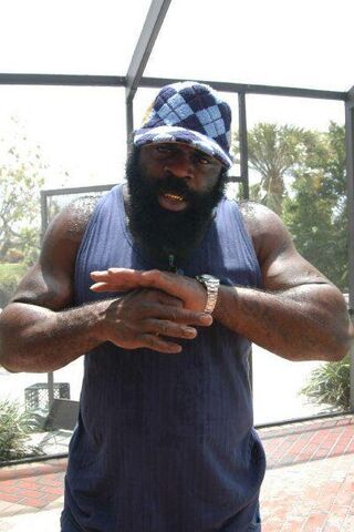 File:1196307995 Kimbo slice.jpg