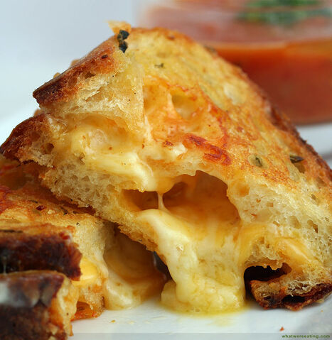 File:Grilled cheese3.jpg
