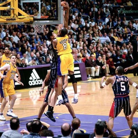 File:Kb over yao.jpg