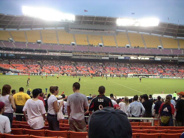 File:RFK Stadium-1195683182-674.jpg