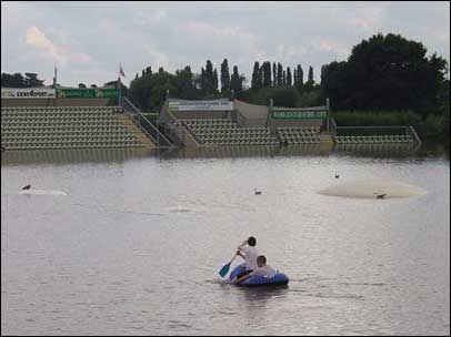File:Worcester Flood.jpg