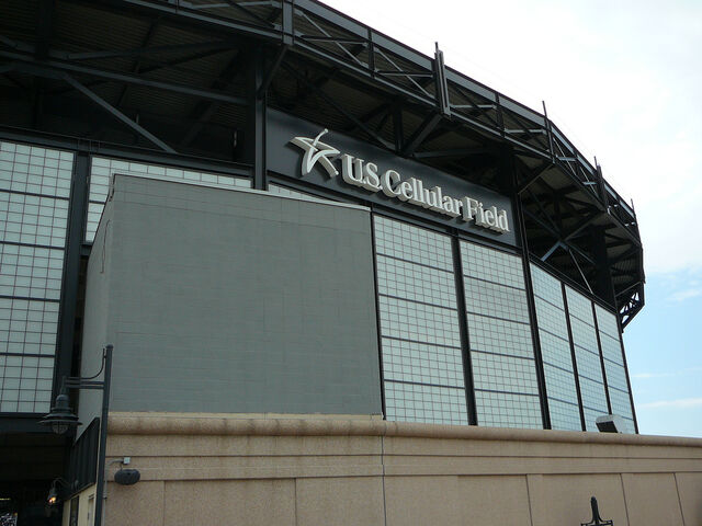File:U.S. Cellular Field-1195687539-781.jpg