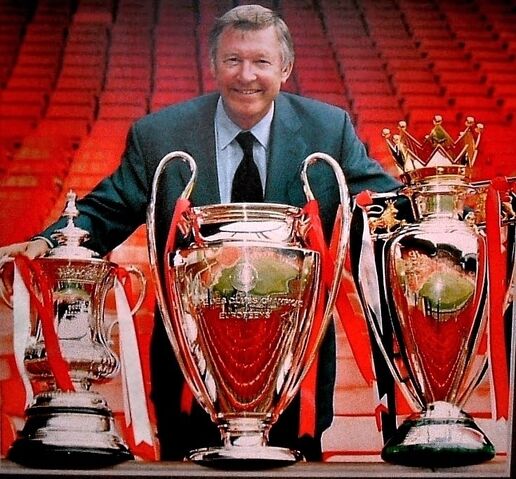 File:Fergiewithtreble.jpg