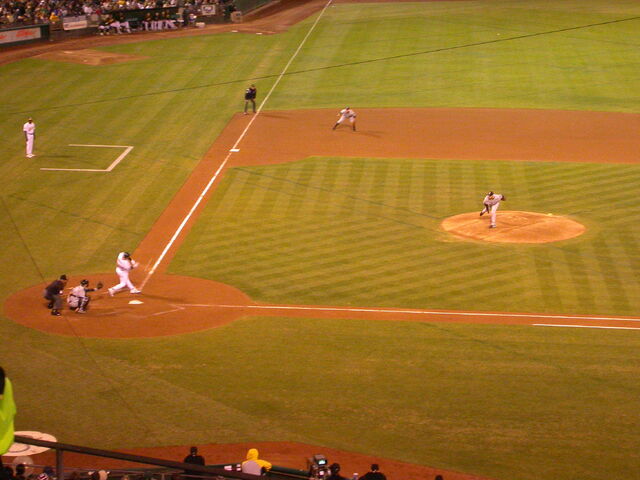 File:McAfee Coliseum-1195670327-724.jpg