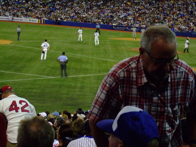 File:Rogers Centre-1195683687-414.jpg