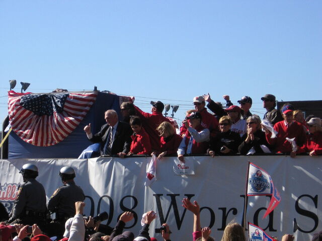 File:Charlie Manuel-1246828682-732.jpg