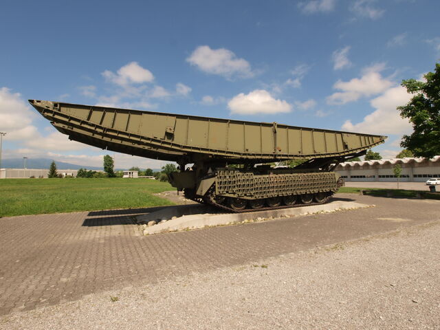 Файл:БМУ-84.jpg