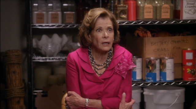 File:4x10 Queen B. (36).png