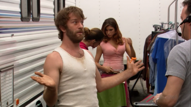 File:2x02 The One Where They Build a House (084).png