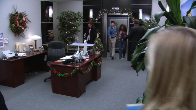 File:2x06 Afternoon Delight (26).png