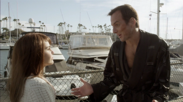 File:4x07 Colony Collapse (021).png