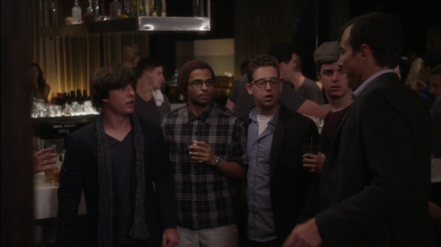 File:4x07 Colony Collapse (123).png
