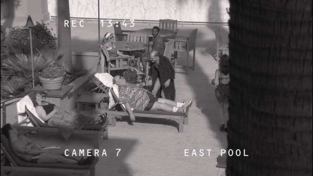 File:1x01 Pilot (25).png