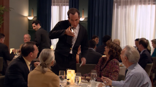 File:3x09 S.O.B.s (44).png