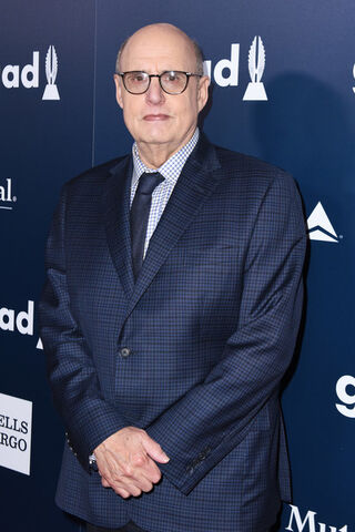 File:2017 GLAAD Media Awards - Jeffrey Tambor 01.jpg
