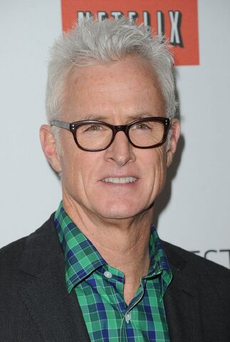 File:John Slattery.jpg