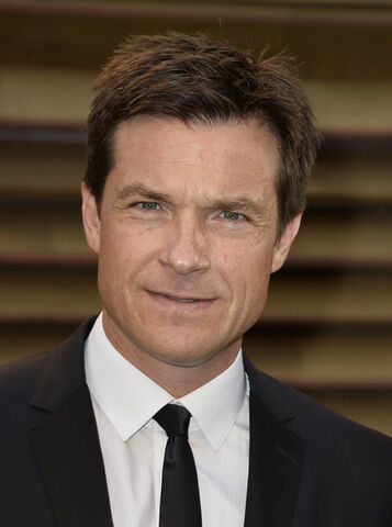 File:2014 Academy Awards Vanity Fair - Jason Bateman 01.jpg
