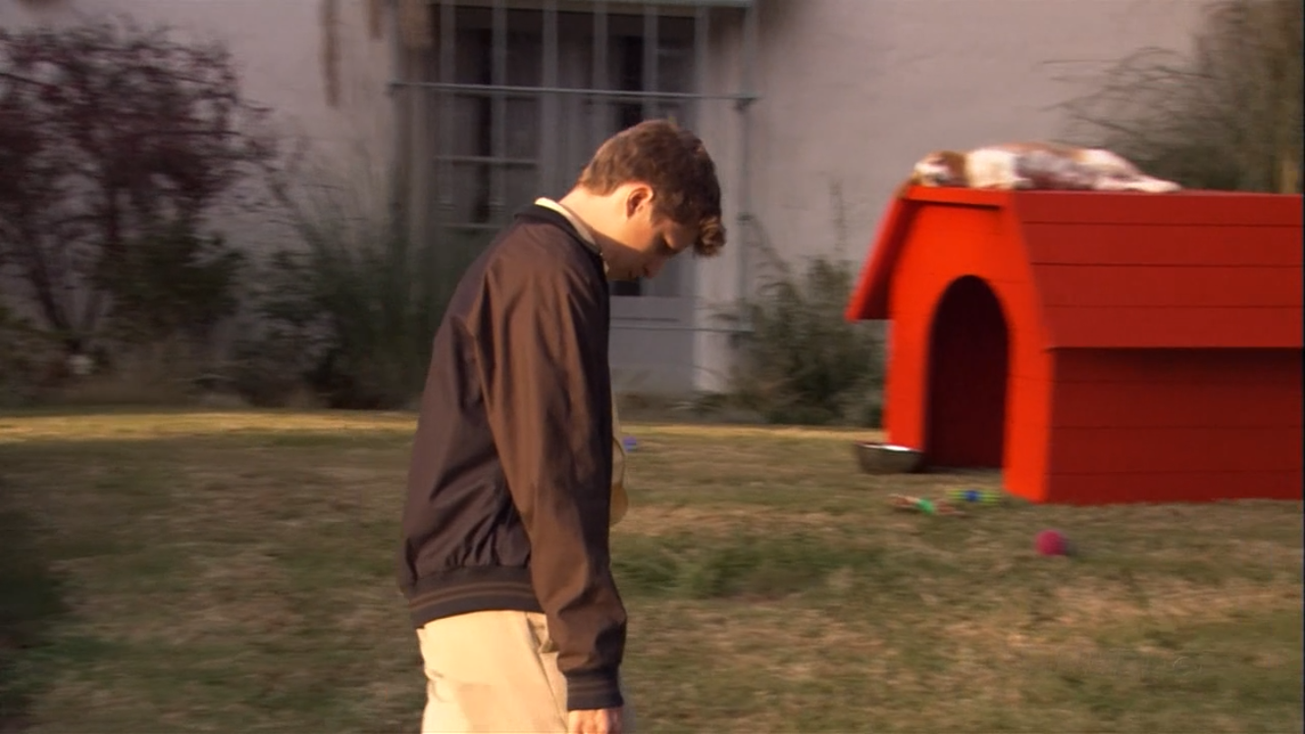 https://vignette3.wikia.nocookie.net/arresteddevelopment/images/e/ef/2x04_Good_Grief_%2832%29.png/revision/latest?cb=20121126044547