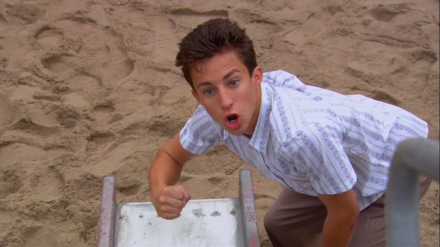 File:2x05 Sad Sack (32).png
