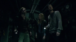 City of Blood - Oliver, Sara y Peter submarino.png