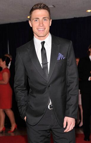 Datei:Colton-haynes-1339784147.jpg