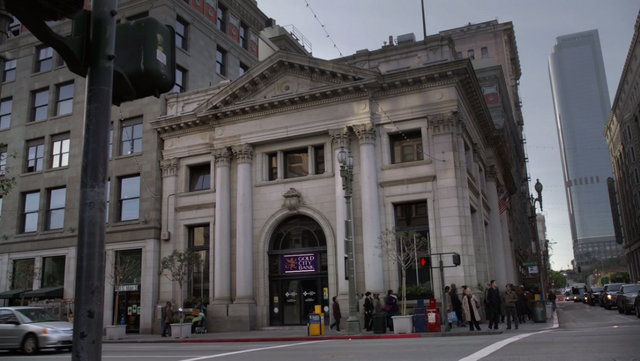 File:Gold City Bank.png
