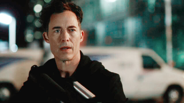 Файл:Harrison-in-Enter-Zoom-eobard-thawne-dr-harrison-wells-39304951.jpg