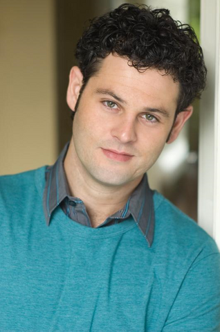 File:Daryn Kahn.png