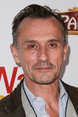 File:Robert Knepper.png