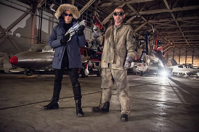 File:Captain Cold and Heat Wave promo 3.png