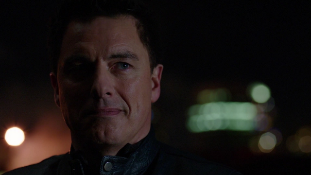 File:Malcolm deals with Damien.png