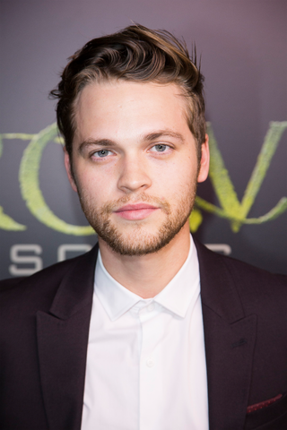 File:Alexander Calvert.png