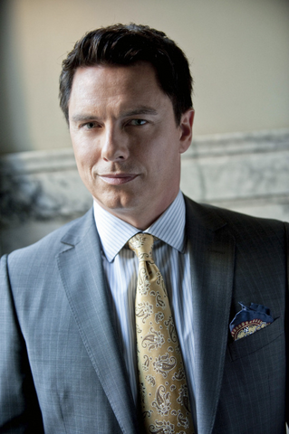 File:Malcolm Merlyn promo.png