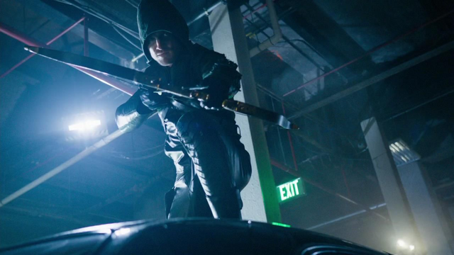 File:Oliver as the vigilante.png