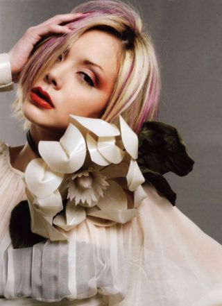 File:Anna Tsuchiya.jpg