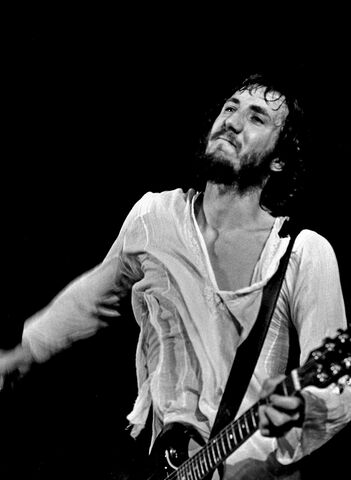 Súbor:Pete Townshend in Hamburg.jpg