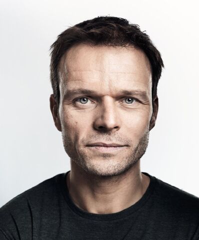 File:Alec Newman.jpg