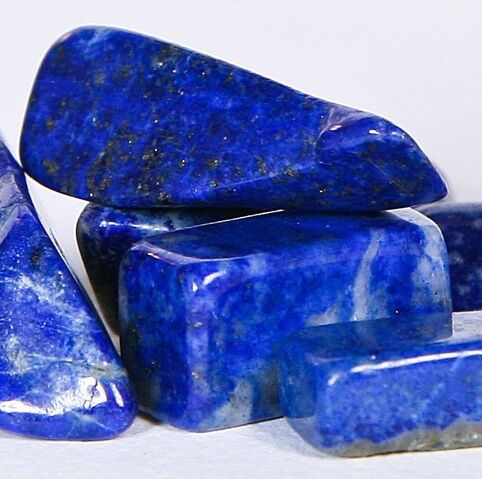 Archivo:Lapislazuli.jpg
